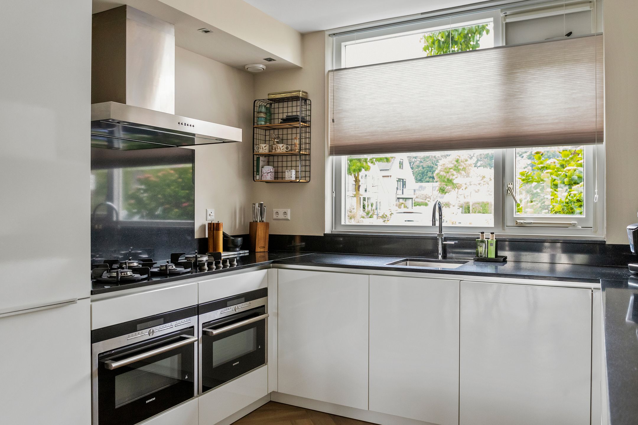 Foto 18 van Buitenweg 302