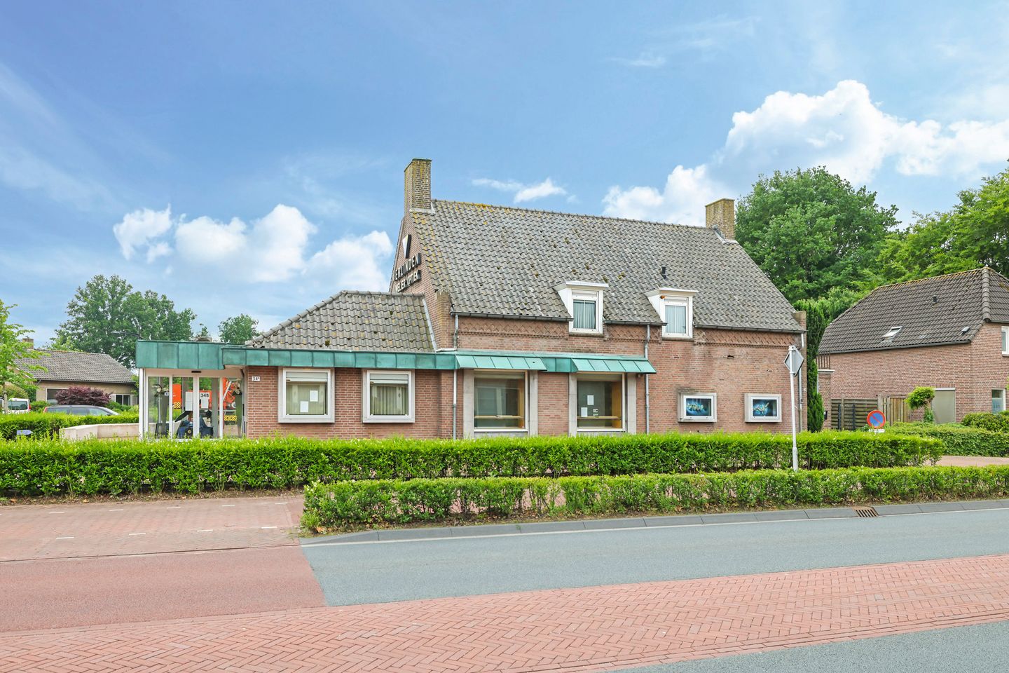 Bekijk foto 1 van Pastoor Jacobsstraat 34