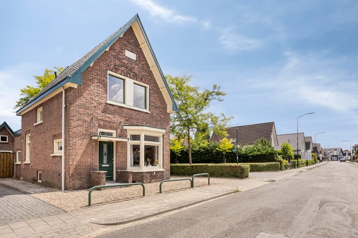 Foto 28 van 1e Wormenseweg 43