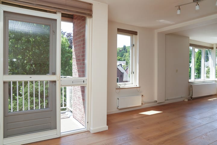 Foto 8 van van der Veurweg 21