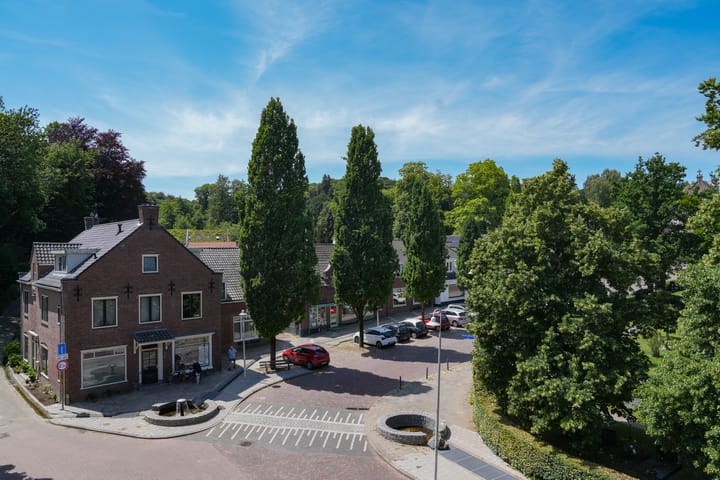 Foto 10 van van der Veurweg 21