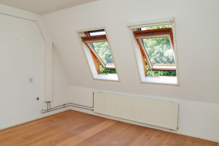 Foto 18 van van der Veurweg 21