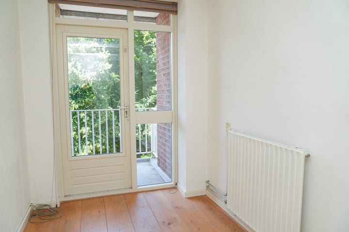 Foto 19 van van der Veurweg 21