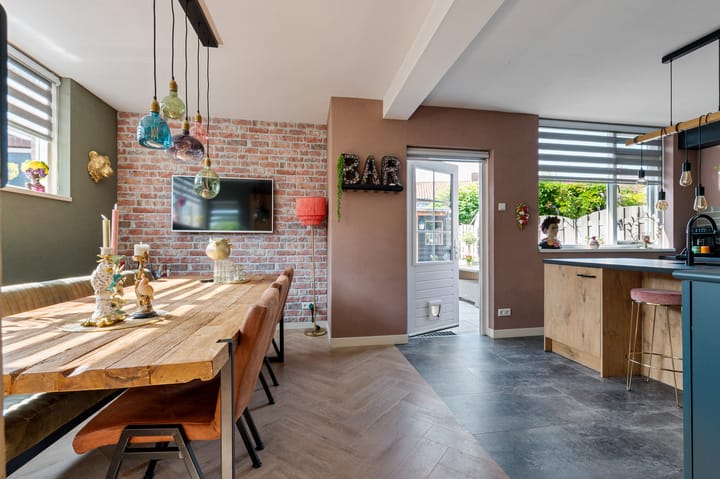 Photo 5 of Prins Bernhardstraat 4