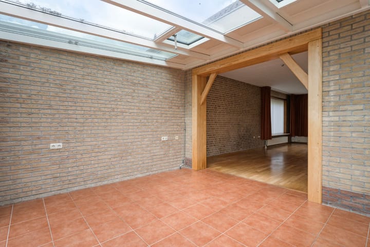 Foto 23 van Paardebloemstraat 3