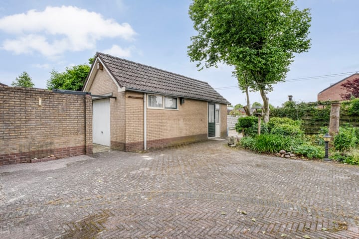 Foto 42 van Paardebloemstraat 3