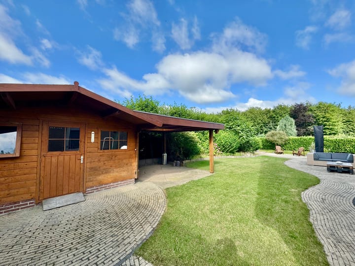 Foto 33 van Kamperfoelielaan 2