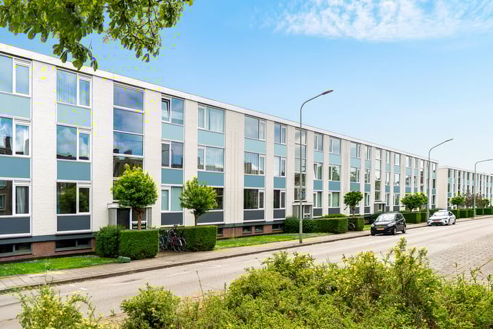 Foto 23 van Adelbert van Scharnlaan R 1