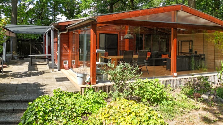 Foto 33 van Zwembadweg 37-110