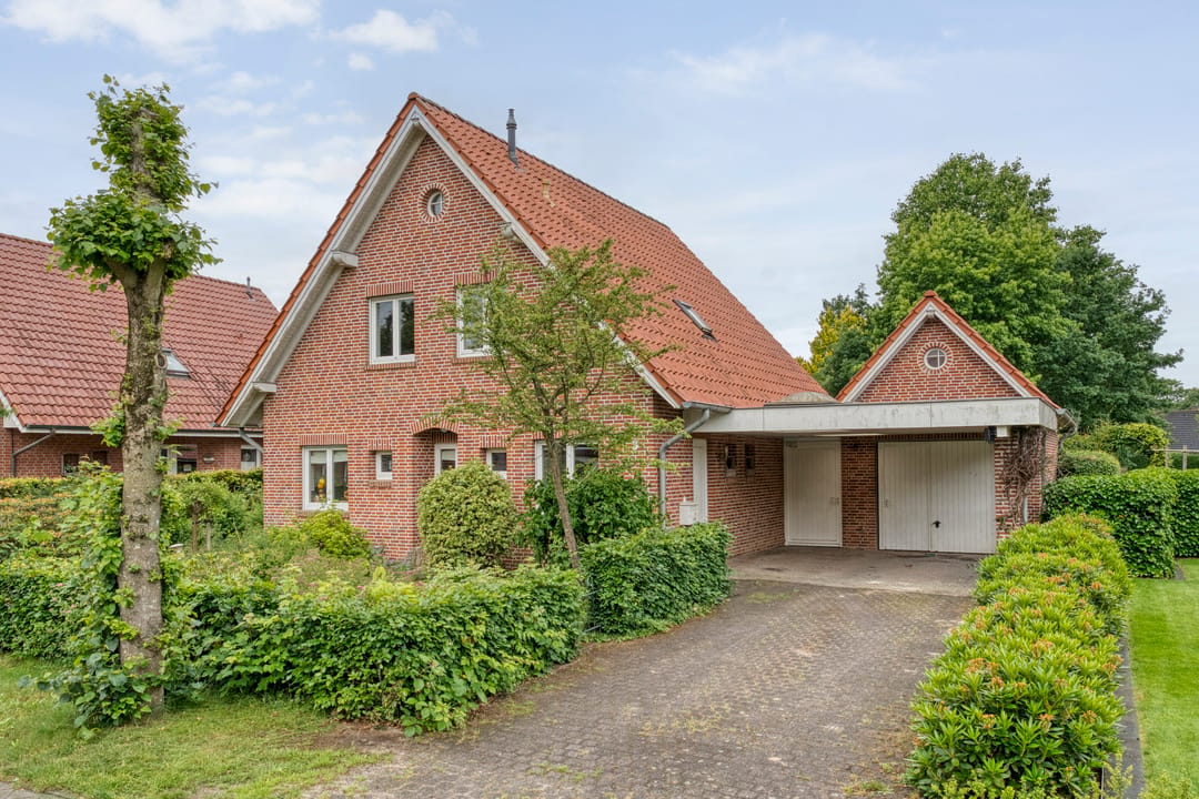 Foto 1 van Sudesch 6