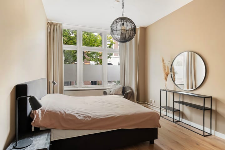 Foto 21 van Justus van Effenstraat 15-A