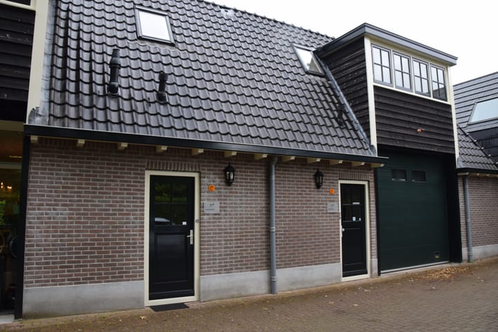 Singel 17-h, Blaricum