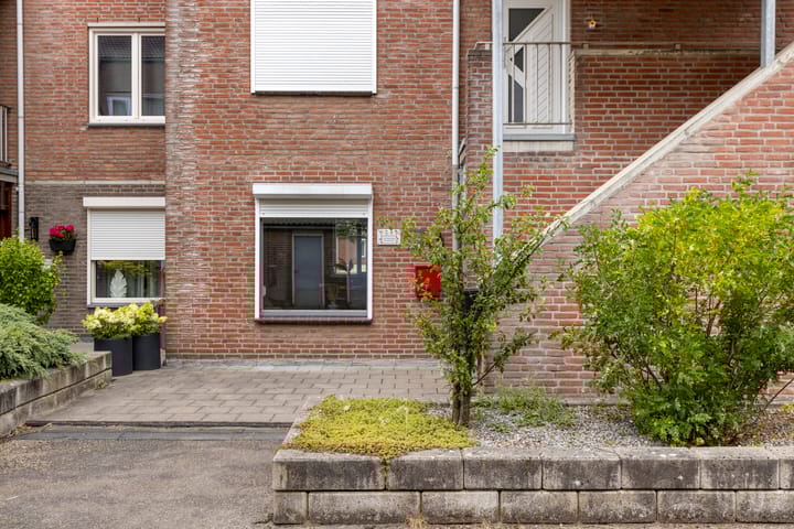 Foto 42 van Vergiliushof 36-A