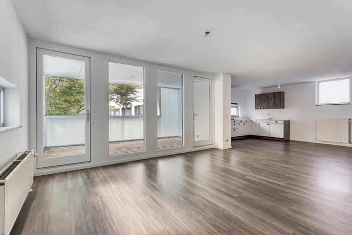 Photo 11 of Herdenkingsplein 50-B