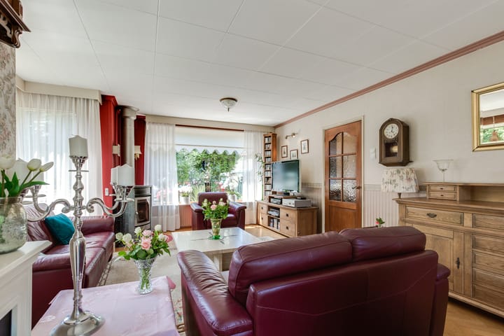 Photo 14 of Overbuurtseweg 14