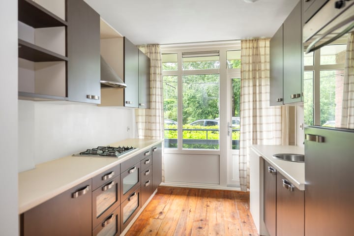 Photo 12 of Wielingenstraat 31