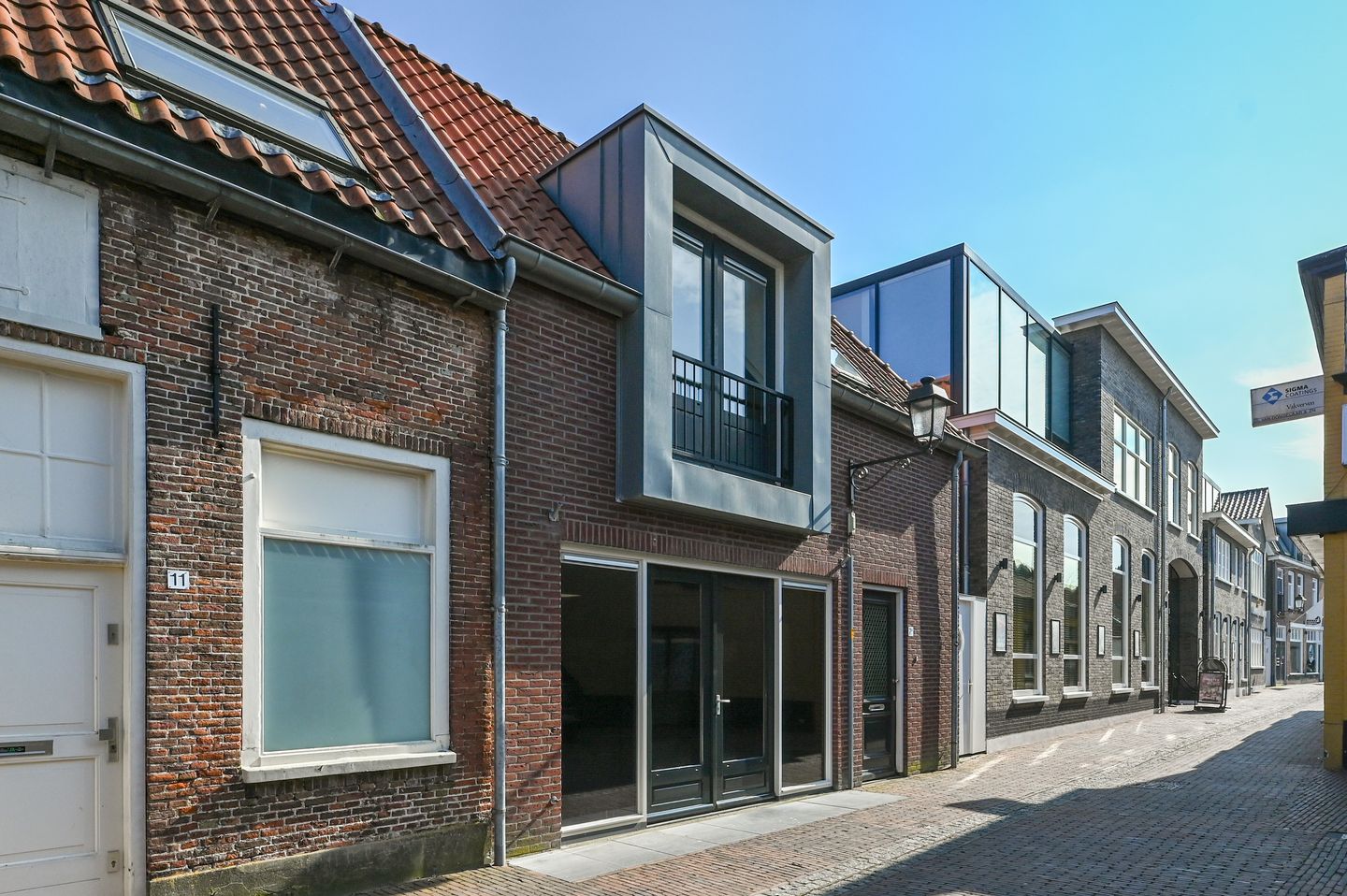 View photo 2 of Kloosterstraat 7
