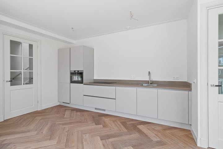 Foto 15 van Churchill-laan 161-3A