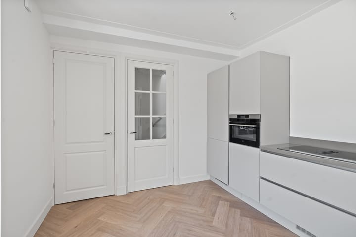 Foto 16 van Churchill-laan 161-3A