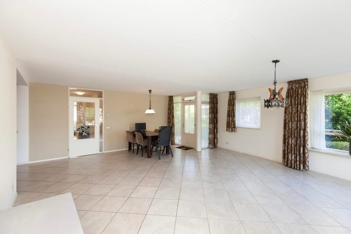 Foto 5 van Leeoever 19