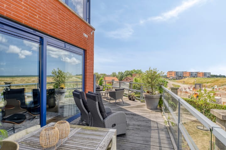 Photo 29 of Nieuwendijk 4