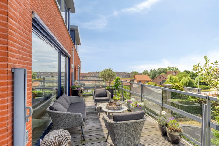 Photo 30 of Nieuwendijk 4