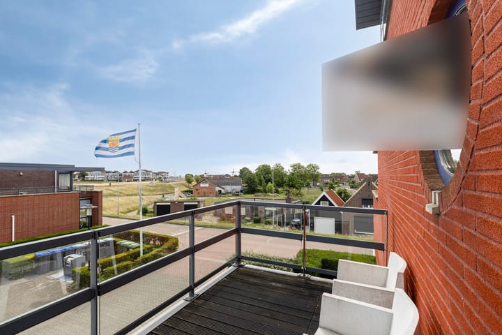 Photo 34 of Nieuwendijk 4