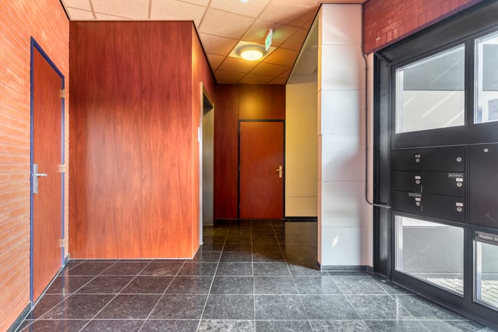 Photo 52 of Nieuwendijk 4