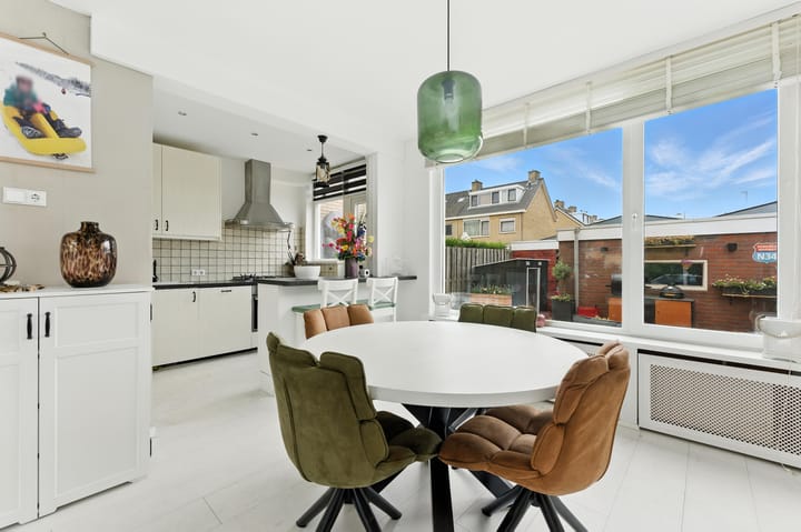 Foto 9 van De Genestetstraat 21