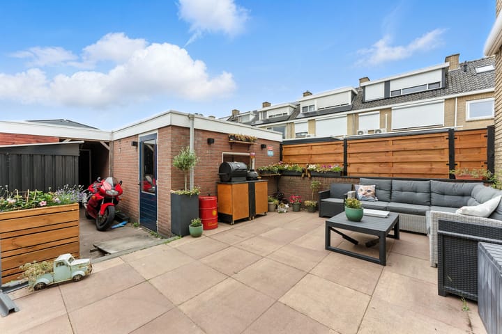 Foto 26 van De Genestetstraat 21