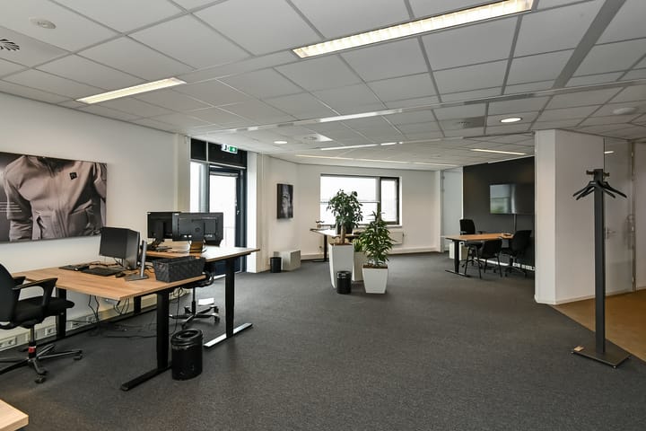 Impact 60-b, Duiven