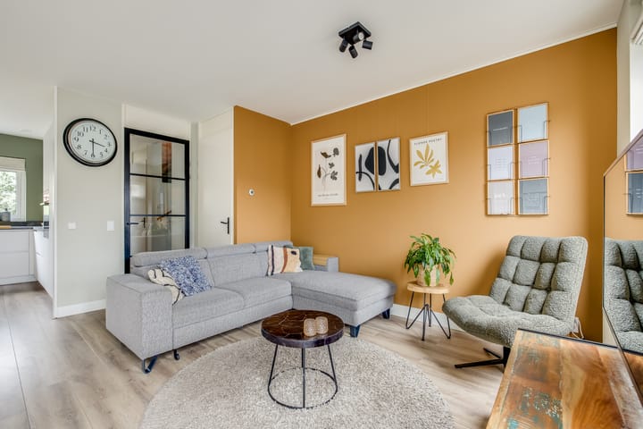 Photo 11 of Draagmuur 74