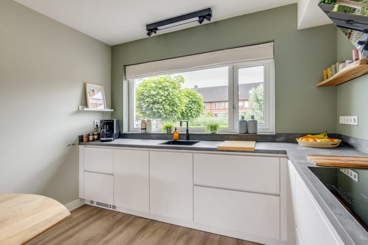 Photo 14 of Draagmuur 74