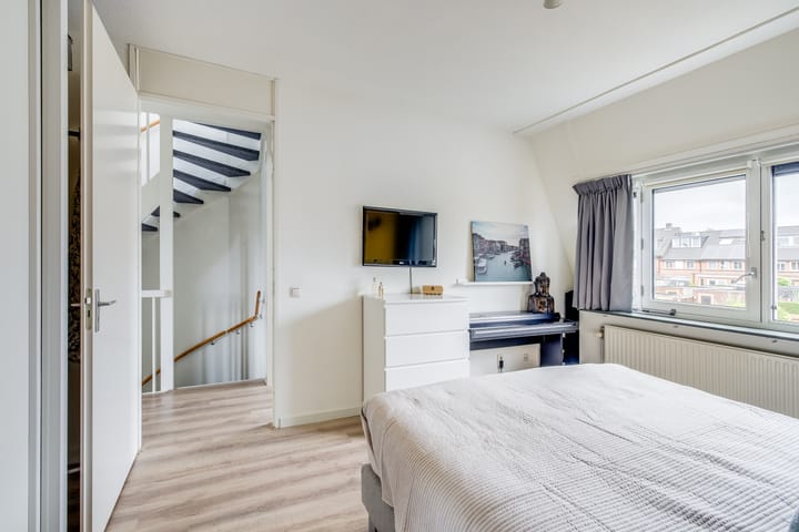 Photo 24 of Draagmuur 74