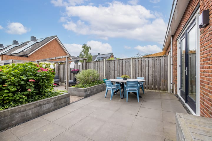 Photo 39 of Draagmuur 74