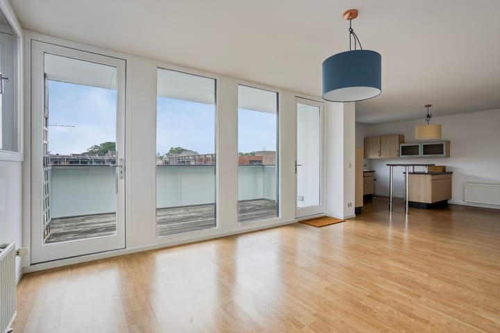 Photo 11 of Herdenkingsplein 50-D