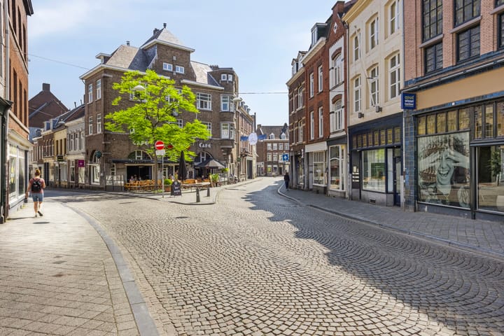 Photo 32 of Herdenkingsplein 50-D