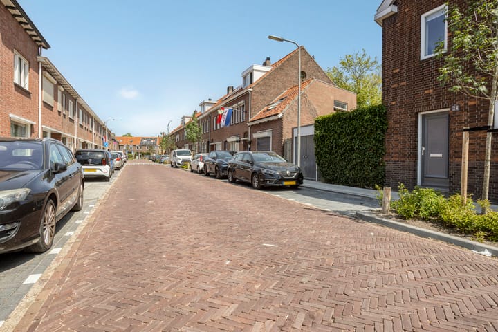 Foto 45 van Oscar Leeuwstraat 24