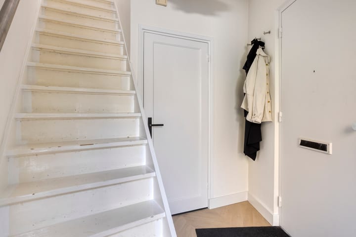 Foto 7 van Oscar Leeuwstraat 24