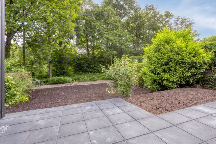 Foto 41 van Burgemeester Falkenaweg 195