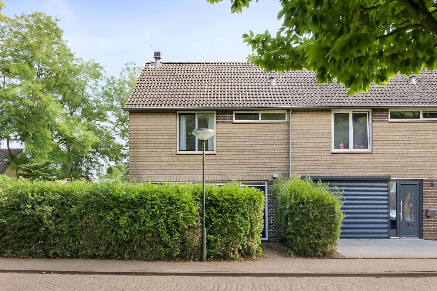 Foto 1 van Oderstraat 2