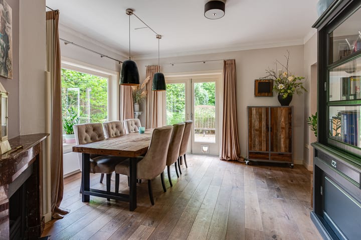 Foto 13 van Melvill van Carnbeelaan 25