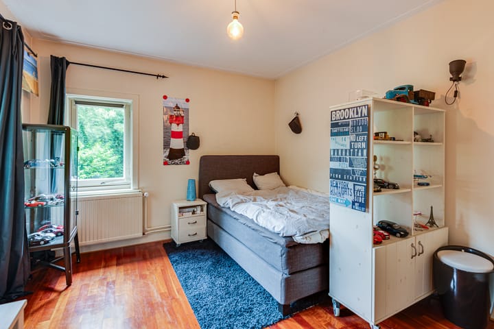 Foto 28 van Melvill van Carnbeelaan 25