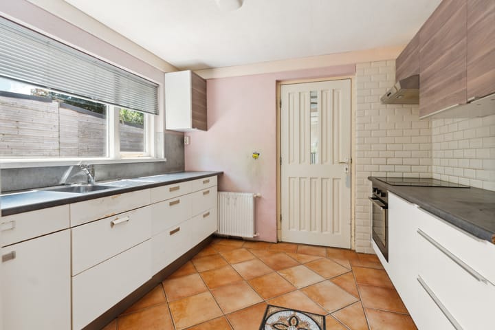 Photo 18 of Damstraat 5