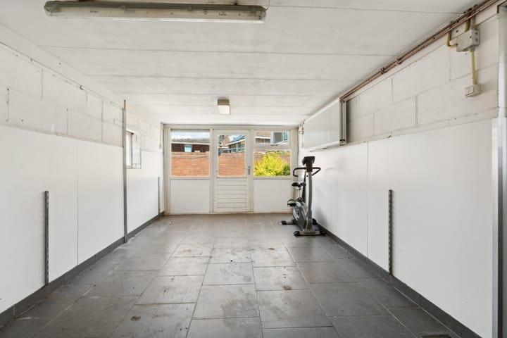 Photo 22 of Damstraat 5