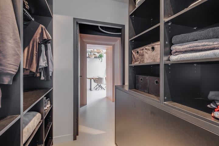 Photo 34 of Brink 13-L