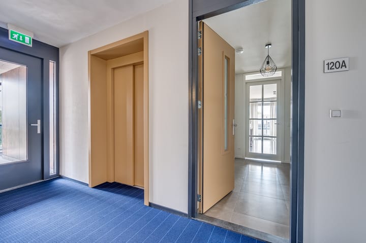 Foto 43 van Karel van Egmondstraat 120-A