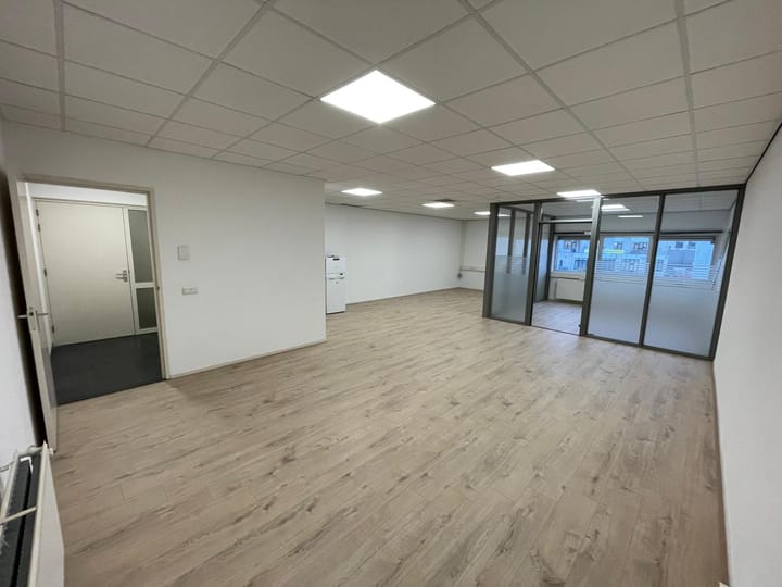 Theemsweg 37, Spijkenisse