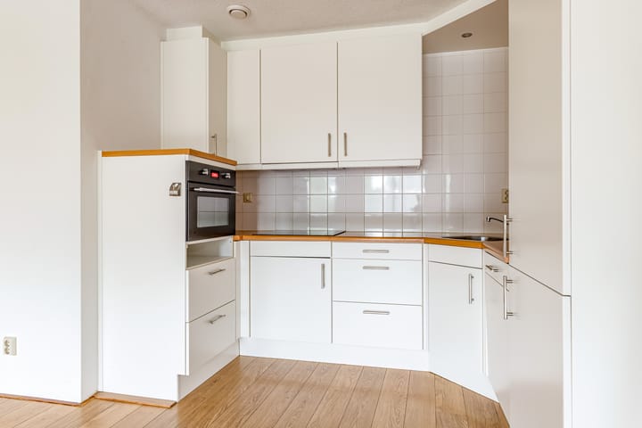 Foto 3 van Renoirstraat 144