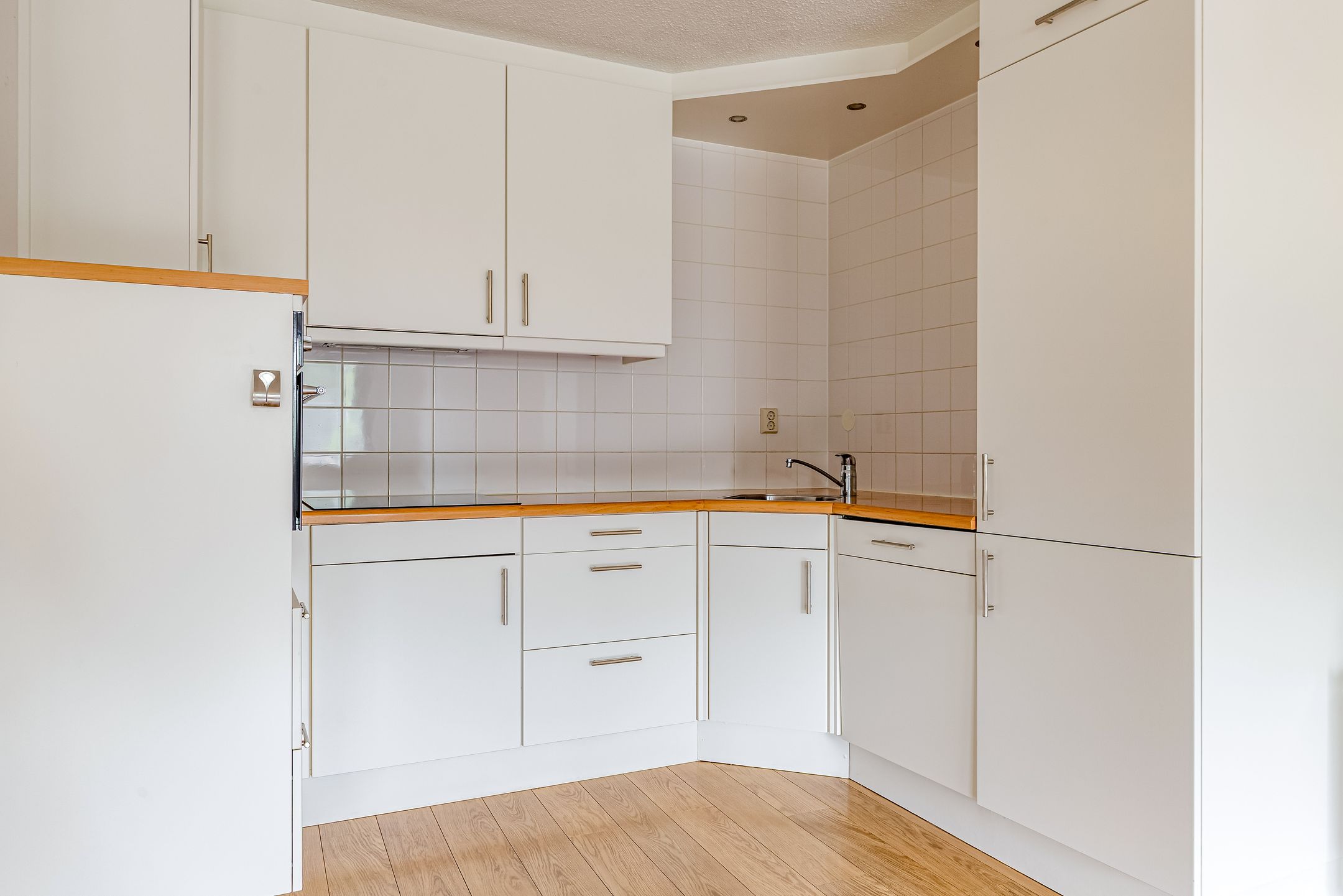 Foto 15 van Renoirstraat 144